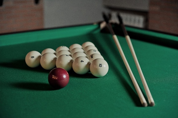 Игра в бильярд Новокузнецк.Ultra Подарки. Игра в бильярд Новокузнецк. Попробуйте настоящий бильярд, в бильярдном клубе. Сервис: UltraPodarki.ru 8 800 505 95 30. Игра в бильярд, игра в бильярд Новокузнецк, русский бильярд, русский бильярд Новокузнецк, бильярдный клуб, бильярдный клуб Новокузнецк, бильярд Новокузнецк, купить бильярд Новокузнецк