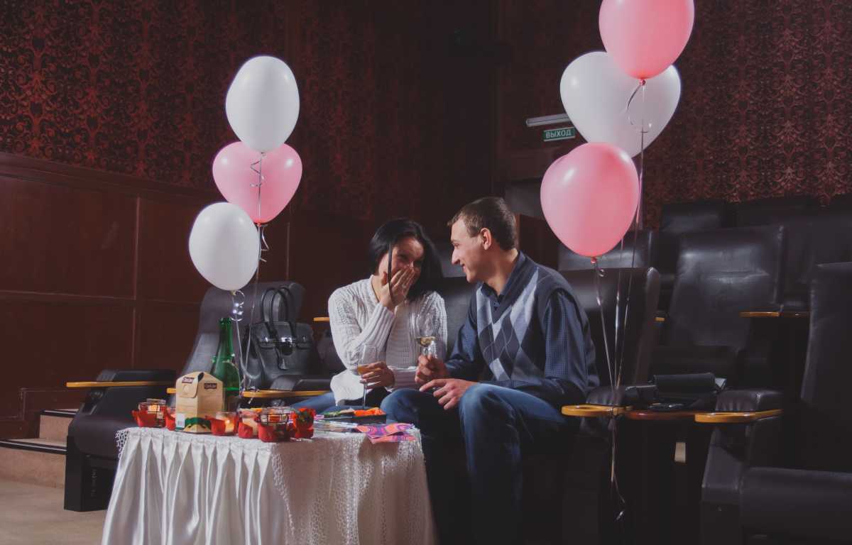 Романтическое свидание в кинотеатре в Новокузнецке