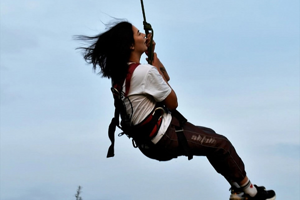 Роупджампинг - прыжки с веревкой в Новокузнецке. Подарочные сертификаты Ultra Подарки. Роупджампинг в Новокузнецке - Экстремальный оригинальный подарок или подарочный сертификат на Роупджампинг - прыжки с веревкой. Сервис UltraPodarki.ru 8-800-505-95-30. роупджампинг Новокузнецк, прыжок веревка Новокузнецк, роупджампинг, прыжок веревка, прыжок с веревкой, Подарок, подарочный сертификат, экстрим, экстремальный подарок