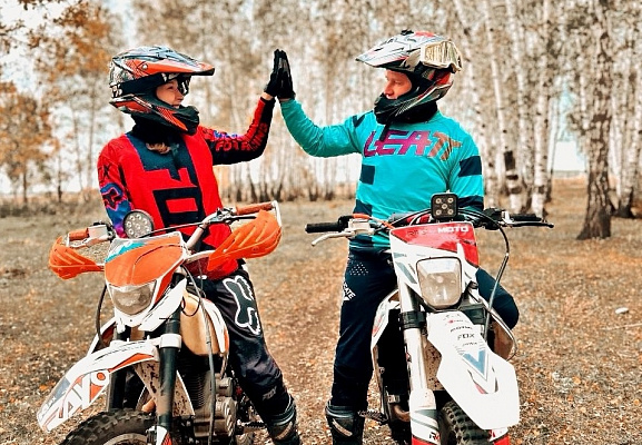 Катание на мотоцикле в Новокузнецке. ULTRA ПОДАРКИ. Купить катание на мотоцикле в Новокузнецке. Попробовав езду на мотоциклах, вы получите порцию адреналина и невероятные эмоции. Сервис: UltraPodarki.ru 8 800 505 95 30.. Катание на мотоцикле в Новокузнецке, прокат мотоциклов Новокузнецк, катание на мотоциклах, прокат мотоцикла, езда на мотоцикле Новокузнецк, езда на мотоцикле, мотопрогулка Новокузнецк, мотопрогулка