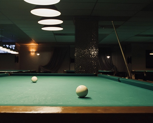 Игра в бильярд Новокузнецк.Ultra Подарки. Игра в бильярд Новокузнецк. Попробуйте настоящий бильярд, в бильярдном клубе. Сервис: UltraPodarki.ru 8 800 505 95 30. Игра в бильярд, игра в бильярд Новокузнецк, русский бильярд, русский бильярд Новокузнецк, бильярдный клуб, бильярдный клуб Новокузнецк, бильярд Новокузнецк, купить бильярд Новокузнецк